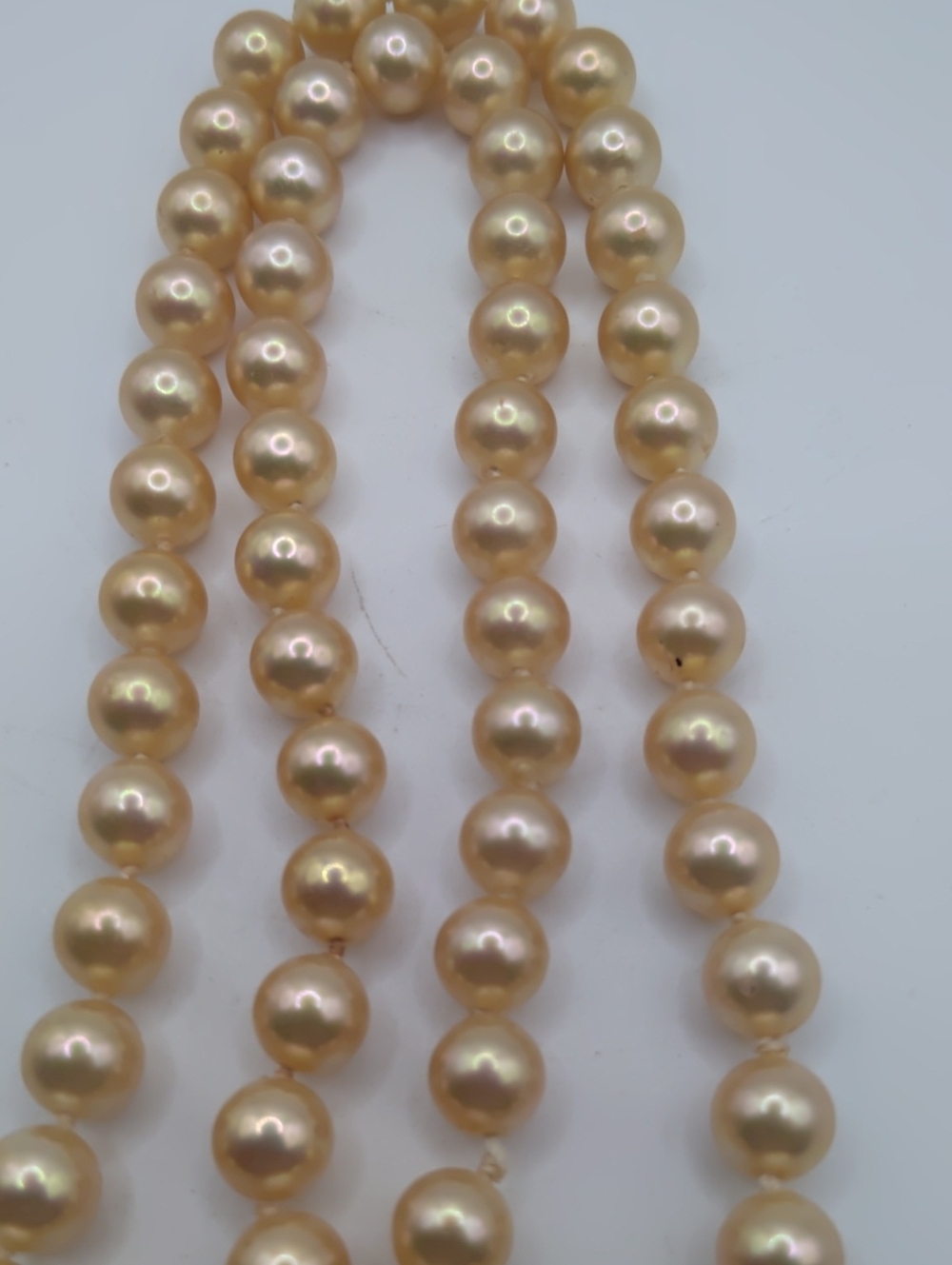 Majorica Simulated Pearl Necklace With Hidden Clasp Vintage - Picture 6 of 7